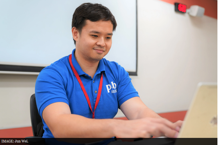 本地媒体撰文丨我校教师Jun Wei分享教育者应如何使用ChatGPT